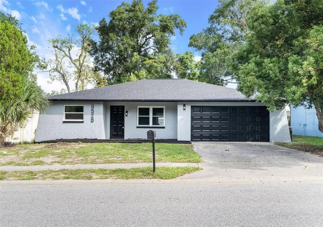 Photo 1 of Single family home for sale at 8525 Briar Patch Dr, PORT RICHEY, FL 34668 | MLS# TB8551279 | Listing updated on 2026-10-07