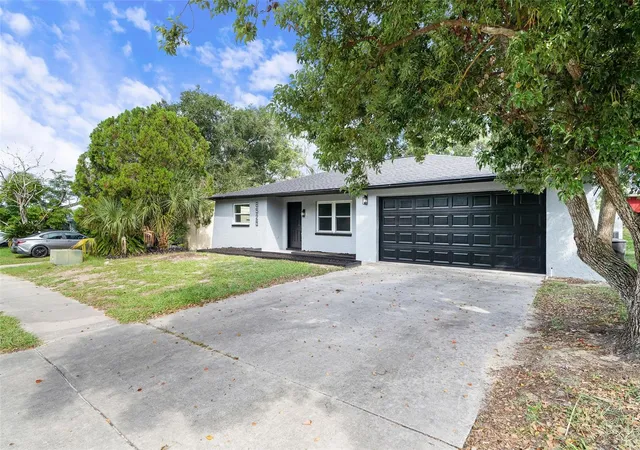 Photo 2 of Single family home for sale at 8525 Briar Patch Dr, PORT RICHEY, FL 34668 | MLS# TB8551279 | Listing updated on 2026-10-07