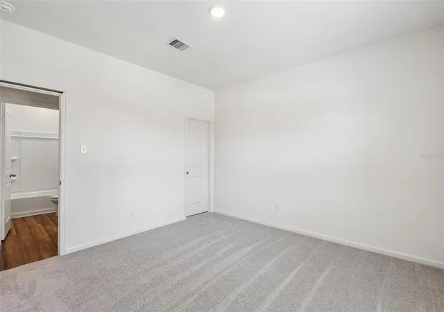 Photo 4 of Single family home for sale at 10861 Curving Crk Loop, Parrish, FL 34219 | MLS# TB8551280 | Listing updated on 2026-10-27