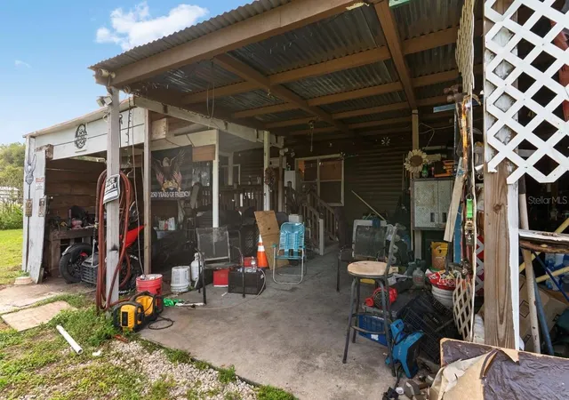 Photo 4 of Manufactured home for sale at 815 Saddlewood Blvd, Lakeland, FL 33809 | MLS# P4939972 | Listing updated on 2026-09-24