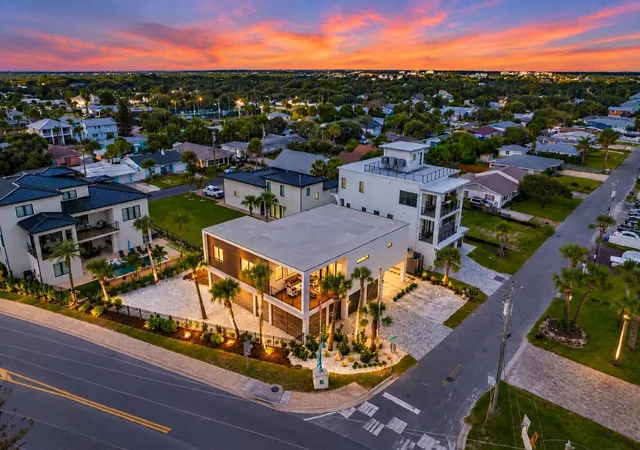 Photo 1 of Single family home for sale at 429 Columbus Ave, New Smyrna Beach, FL 32169 | MLS# NS1089326 | Listing updated on 2026-09-28