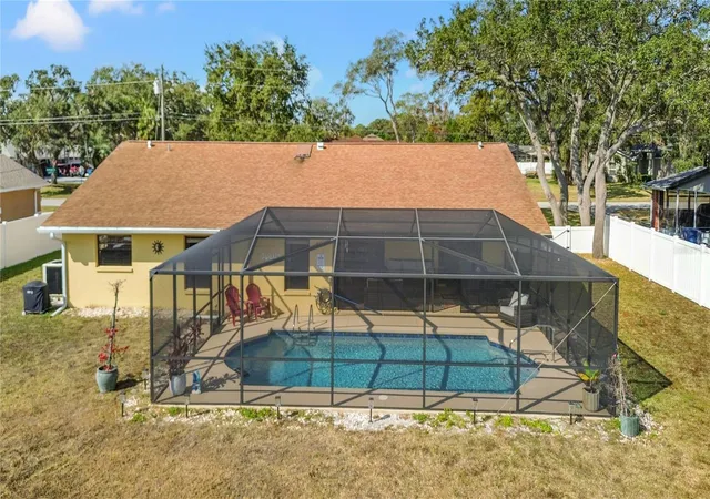 Photo 2 of Single family home for sale at 488 Fieldstone Ln, Spring Hill, FL 34606 | MLS# TB8551284 | Listing updated on 2026-09-30