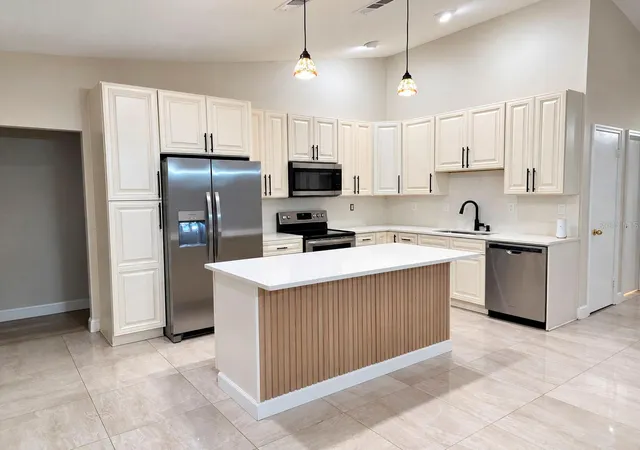 Photo 4 of Single family home for sale at 6111 SHINGLER AVENUE, Spring Hill, FL 34608 | MLS# TB8551286 | Listing updated on 2026-10-09