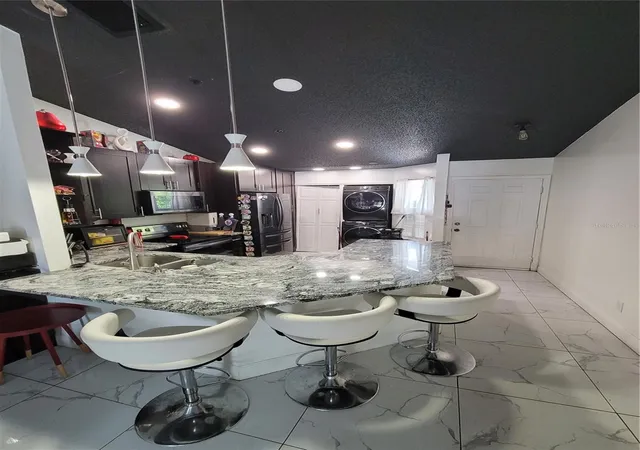 Photo 3 of House for sale at 1709 Rivers Edge Dr, Orlando, FL 32825 | MLS# O6444049 | Listing updated on 2026-09-23