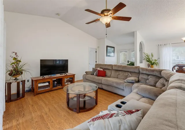 Photo 4 of Single family home for sale at 4425 Union Springs Rd, Spring Hill, FL 34608 | MLS# W7889740 | Listing updated on 2026-09-29