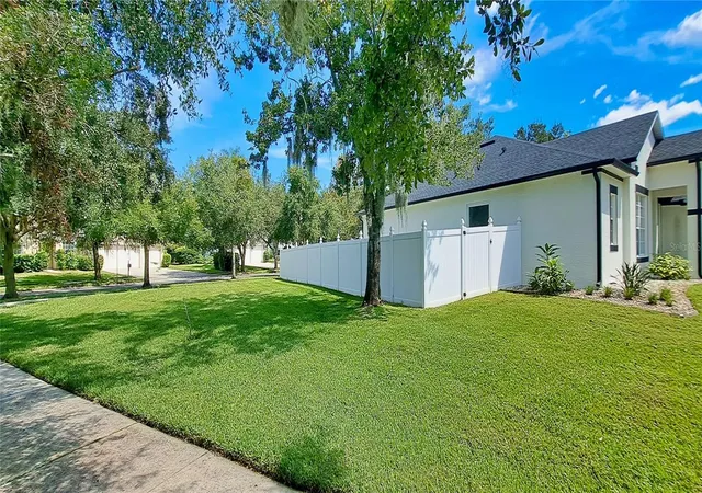 Photo 2 of Single family home for sale at 313 Merin Ct, Winter Garden, FL 34787 | MLS# O6444052 | Listing updated on 2026-10-21
