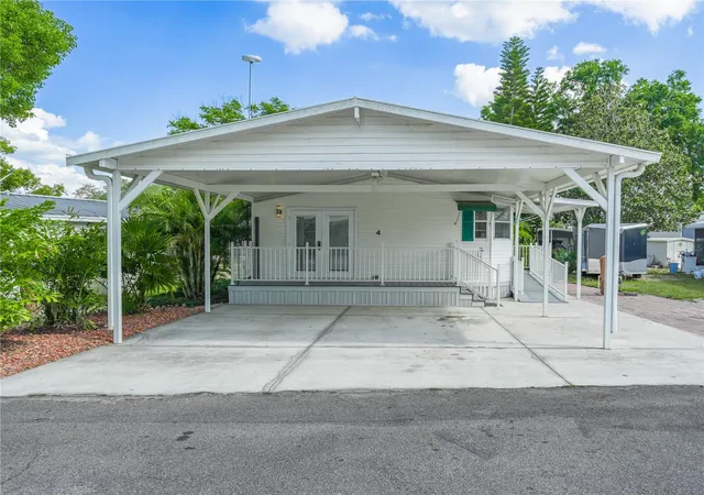 Photo 2 of Manufactured home for sale at 4 Stonefly Cir, Lake Wales, FL 33898 | MLS# K4903812 | Listing updated on 2026-09-24