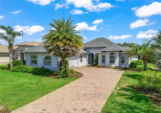 Single family home for sale at 6043 Apex Way, LADY LAKE, FL 32159 | MLS# G5118152