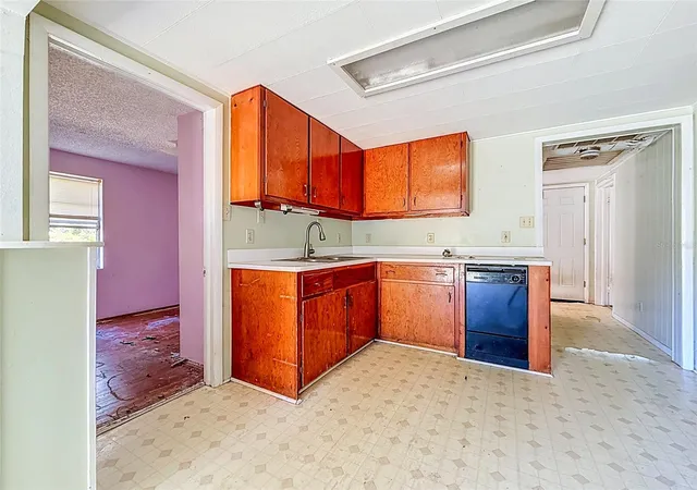 Photo 2 of Single family home for sale at 331 Marie St, Palm Harbor, FL 34683 | MLS# TB8551295 | Listing updated on 2026-09-30