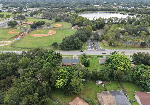 Photo 2 of Single family home for sale at 10102 Flowers Ave, Orlando, FL 32825 | MLS# S5158119 | Listing updated on 2026-09-25