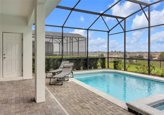 Photo 3 of Single family home for sale at 1707 Kona Ln, Davenport, FL 33897 | MLS# O6444064 | Listing updated on 2026-10-07