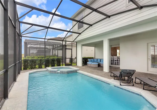 Photo 3 of Single family home for sale at 1707 Kona Ln, Davenport, FL 33897 | MLS# O6444064 | Listing updated on 2026-10-07