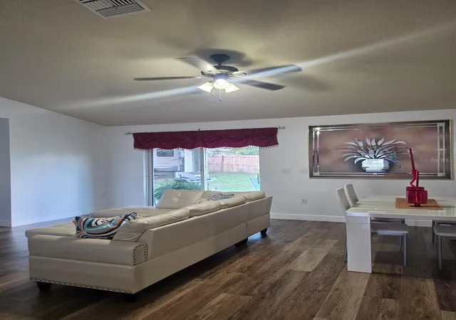 Photo 3 of Single family home for sale at 3031 Ne 25th Street, Ocala, FL 34470 | MLS# OM732742 | Listing updated on 2026-09-23