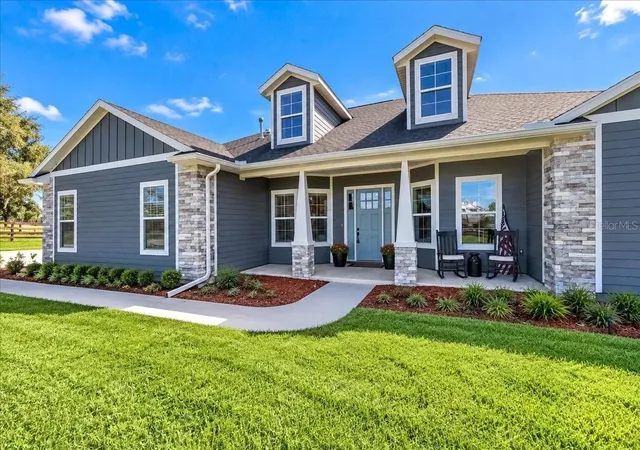Photo 2 of Single family home for sale at 7137 NE 25th Avenue Rd, Ocala, FL 34479 | MLS# OM732743 | Listing updated on 2026-09-24