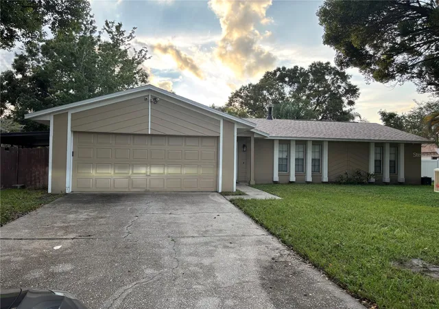 Photo 1 of Single family home for sale at 858 Mosshart Ln, Orlando, FL 32825 | MLS# O6444068 | Listing updated on 2026-10-16