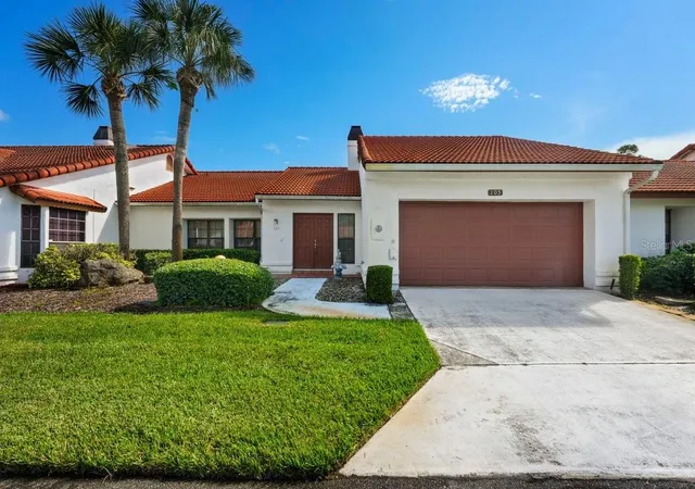 Photo 1 of Single family home for sale at 105 Oyster Catcher Ct, Daytona Beach, FL 32119 | MLS# V4951447 | Listing updated on 2026-10-04