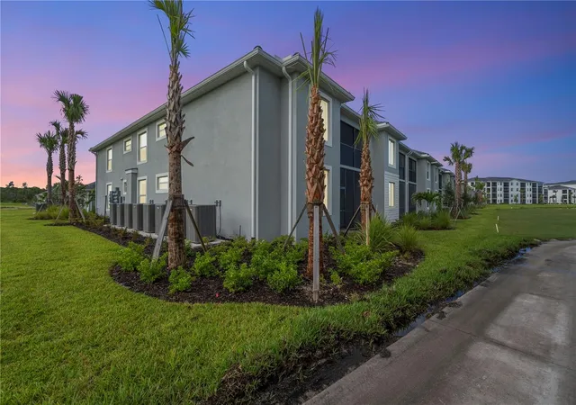Listing Photo 3 - Condo for sale in building located at 15465 Grn Acres Ave, PUNTA GORDA, FL 33982 - Unit #2518