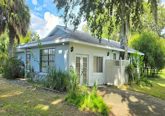 Photo 3 of Single family home for sale at 5155 S Clubhouse Dr, Homosassa, FL 34448 | MLS# TB8551317 | Listing updated on 2026-09-27