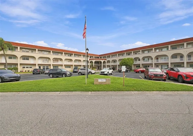Photo 1 of Condo for sale at 2434 Australia Way E #10, Clearwater, FL 33763 | MLS# W7889744 | Listing updated on 2026-09-27