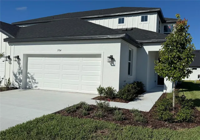 Single family home for sale at 3704 Nandina Cir, SUN CITY CENTER, FL 33573 | MLS# TB8551321