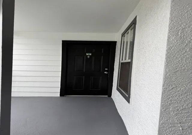 Photo 3 of Condo for sale at 2207 Antigua Pl #727, Kissimmee, FL 34741 | MLS# S5158130 | Listing updated on 2026-09-23