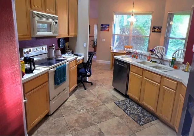 Photo 3 of Single family home for sale at 1559 Maidencane Loop, Oviedo, FL 32765 | MLS# S5158131 | Listing updated on 2026-09-24