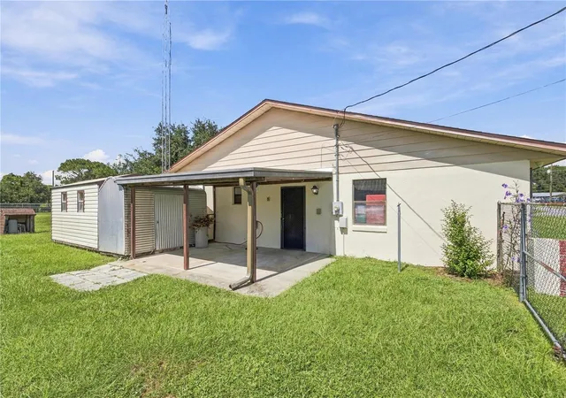 Photo 3 of Single family home for sale at 11714 SE 71st Terrace Rd, Belleview, FL 34420 | MLS# G5118156 | Listing updated on 2026-09-26
