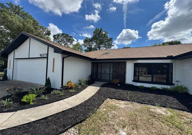 Photo 3 of Single family home for sale at 10276 Elgin Blvd, Spring Hill, FL 34608 | MLS# TB8551342 | Listing updated on 2026-09-25
