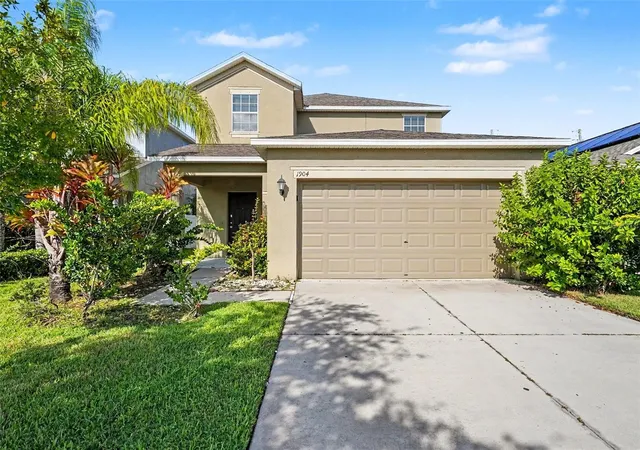 Photo 1 of Single family home for sale at 1904 Hawks View Dr, Ruskin, FL 33570 | MLS# O6444100 | Listing updated on 2026-09-25