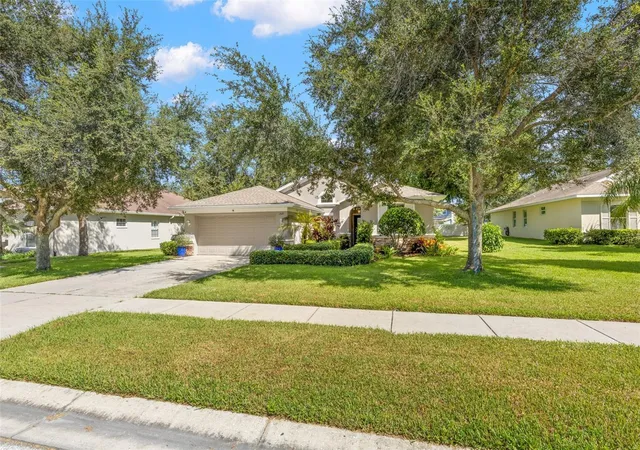 Photo 2 of Single family home for sale at 1527 River Ct, Tarpon Springs, FL 34689 | MLS# TB8551356 | Listing updated on 2026-09-23
