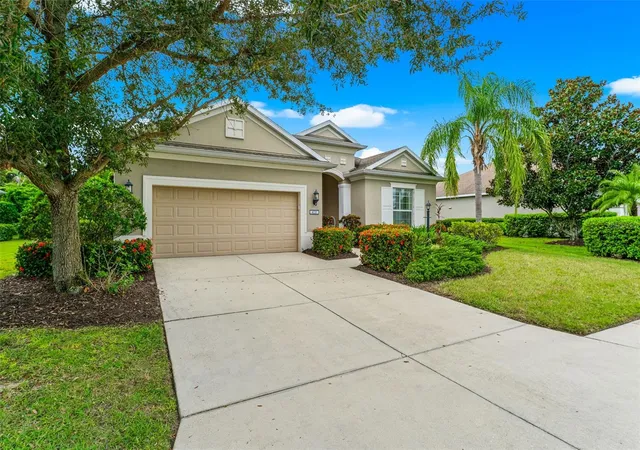 Photo 1 of Single family home for sale at 4720 Claremont Park Dr, Bradenton, FL 34211 | MLS# A4707106 | Listing updated on 2026-10-07