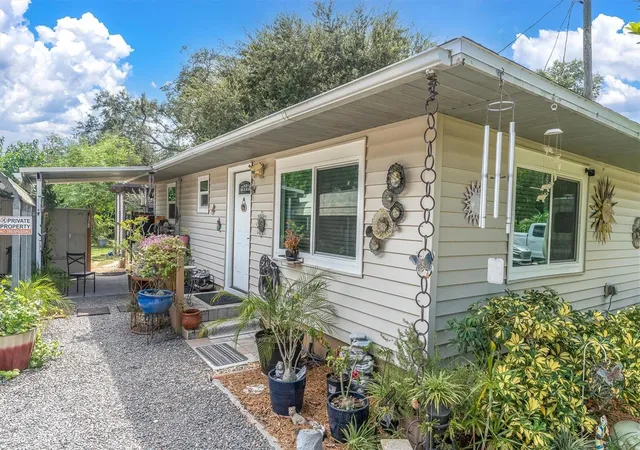 Photo 3 of Single family home for sale at 4946 41st Avenue N, Saint Petersburg, FL 33709 | MLS# TB8551362 | Listing updated on 2026-09-25
