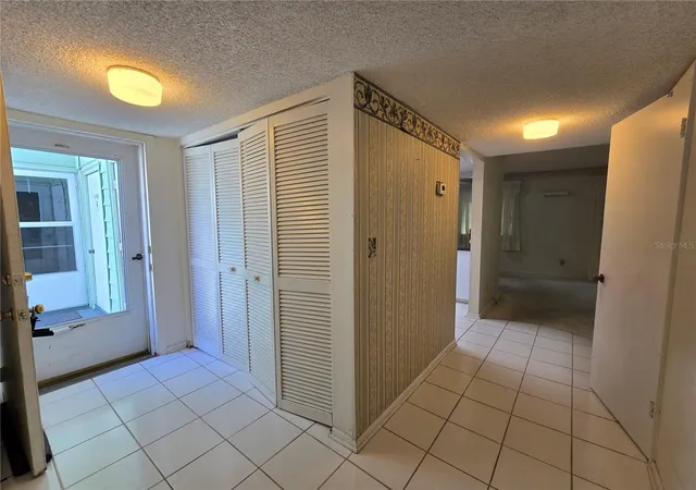 Photo 3 of Condo for sale at 606 Midway Dr #B, Ocala, FL 34472 | MLS# OM732750 | Listing updated on 2026-09-23