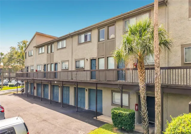 Photo 1 of Condo for sale at 6305 Newtown Cir #5B4, Tampa, FL 33615 | MLS# L4965270 | Listing updated on 2026-09-25