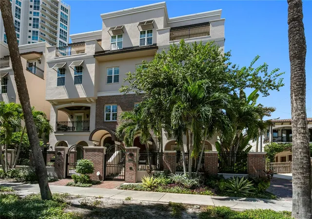 Single family home for sale at 524 Beach Dr NE, Saint Petersburg, FL 33701 | MLS# TB8551366