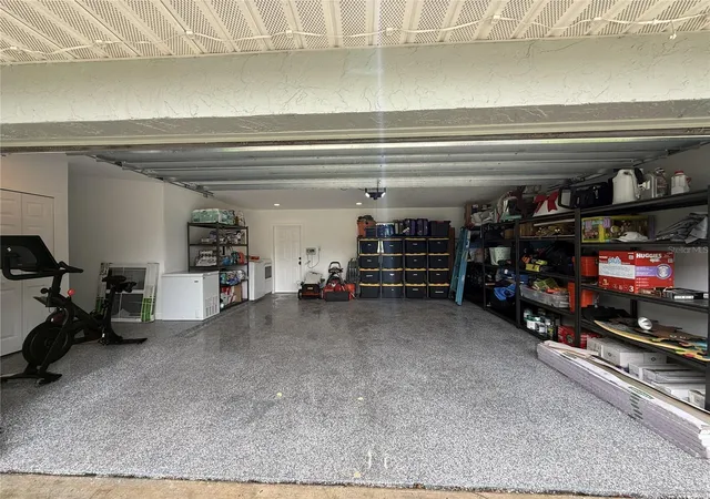 Photo 16 of Single family home for sale at 414 Broadview Ave, ALTAMONTE SPRINGS, FL 32701 | MLS# O6444109 | Listing updated on 2026-10-08