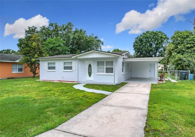 Photo 2 of Single family home for sale at 1412 Long St, Lakeland, FL 33801 | MLS# L4965271 | Listing updated on 2026-09-26