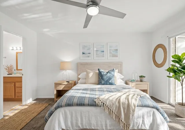 Photo 3 of Condo for sale at 850 S Tamiami Trl #530, Sarasota, FL 34236 | MLS# A4707107 | Listing updated on 2026-10-07
