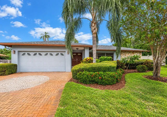 Single family home for sale at 1570 Fife Ct, DUNEDIN, FL 34698 | MLS# TB8551371
