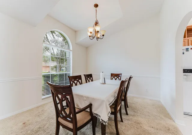 Photo 4 of Single family home for sale at 349 Bentley St, Oviedo, FL 32765 | MLS# O6444123 | Listing updated on 2026-10-08
