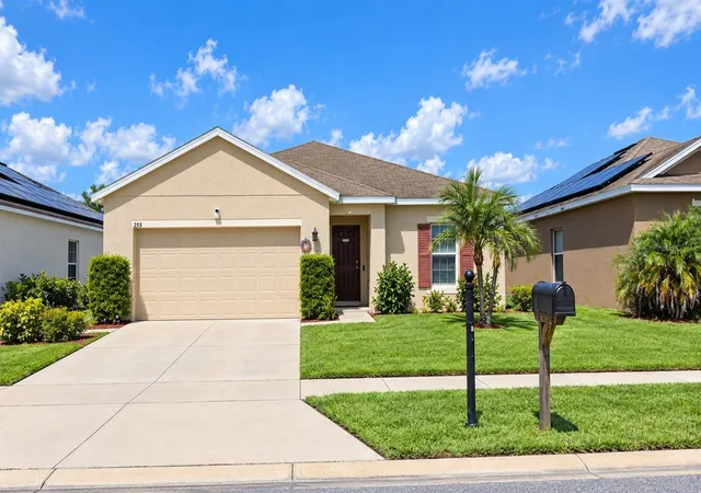 Single family home for sale at 255 Haines Blvd, WINTER HAVEN, FL 33881 | MLS# G5118159