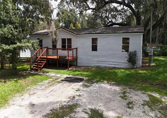 Photo 1 of Manufactured home for sale at 821 Navajo Dr, Saint Cloud, FL 34771 | MLS# S5158143 | Listing updated on 2026-10-08