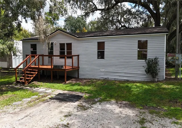 Photo 2 of Manufactured home for sale at 821 Navajo Dr, Saint Cloud, FL 34771 | MLS# S5158143 | Listing updated on 2026-10-08