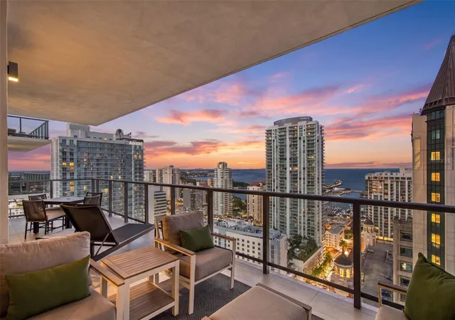 Photo 2 of Condo for sale at 275 1st Avenue S #2903, St Petersburg, FL 33701 | MLS# TB8551378 | Listing updated on 2026-10-08