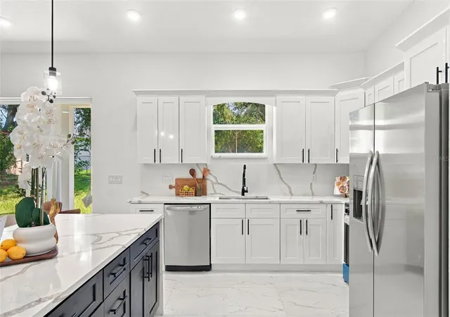Photo 4 of Single family home for sale at 2467 Myakka Dr, Orlando, FL 32839 | MLS# S5158148 | Listing updated on 2026-10-08