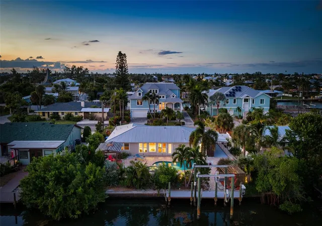 Photo 2 of Single family home for sale at 503 65th Street, Holmes Beach, FL 34217 | MLS# A4707115 | Listing updated on 2026-09-29