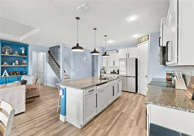 Photo 4 of Single family home for sale at 3975 Baja Dr, Saint Cloud, FL 34772 | MLS# S5158149 | Listing updated on 2026-10-05