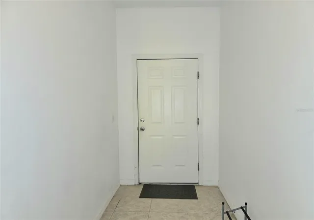 Photo 4 of Townhouse for sale at 17507 Blessing Dr, Clermont, FL 34714 | MLS# P4939979 | Listing updated on 2026-10-02