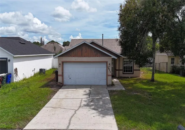 Photo 4 of Single family home for sale at 1911 Barco Ct, Saint Cloud, FL 34769 | MLS# S5158151 | Listing updated on 2026-10-07