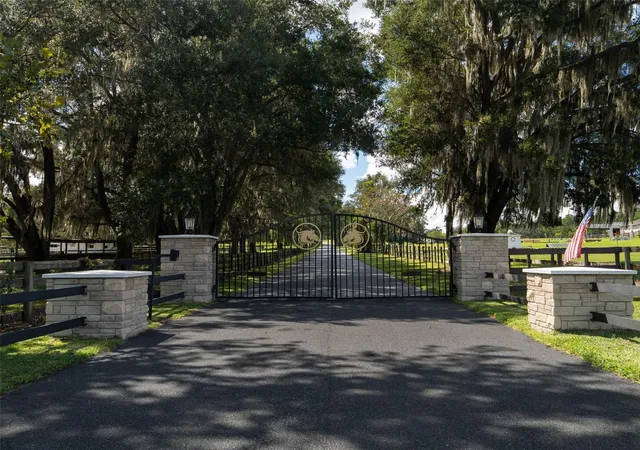 Photo 2 of House for sale at 7536 NW 90th Avenue, Ocala, FL 34482 | MLS# OM732759 | Listing updated on 2026-10-05